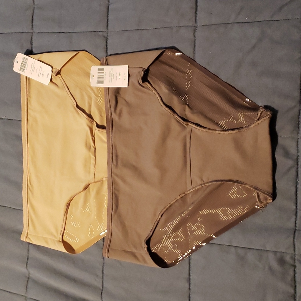 NWT 2 Soma Vanishing Edge Hipster Panties Sz Medium